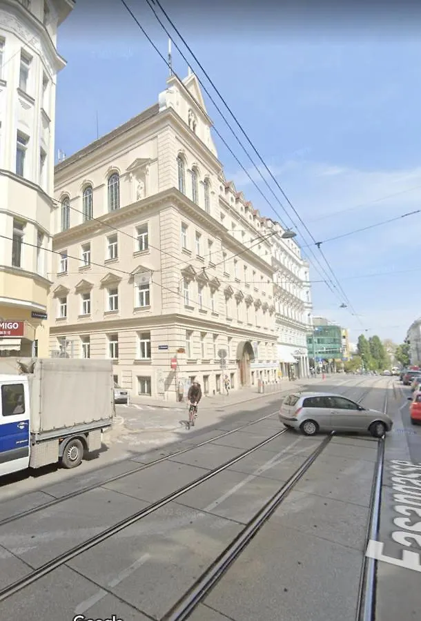 Central 2-Room Apartment With A Terrace Viena