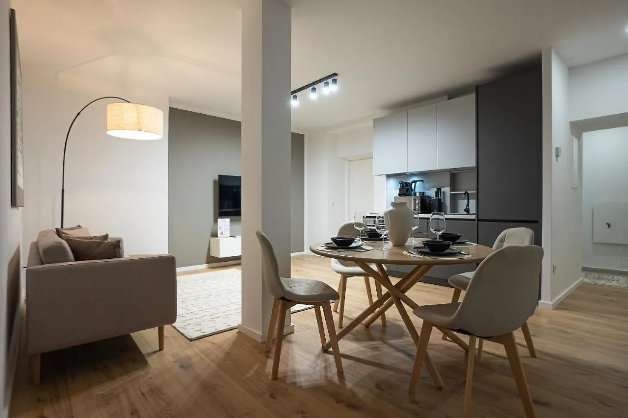 Central 2-Room Apartment With A Terrace Viena